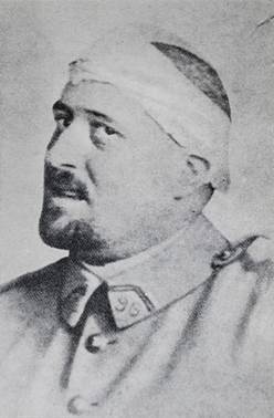 http://upload.wikimedia.org/wikipedia/commons/6/68/Guillaume_Apollinaire_foto.jpg
